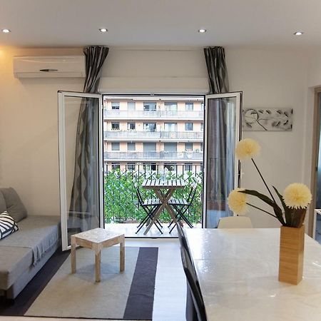 Your Home - Sagrada Familia Apartment Барселона Екстер'єр фото