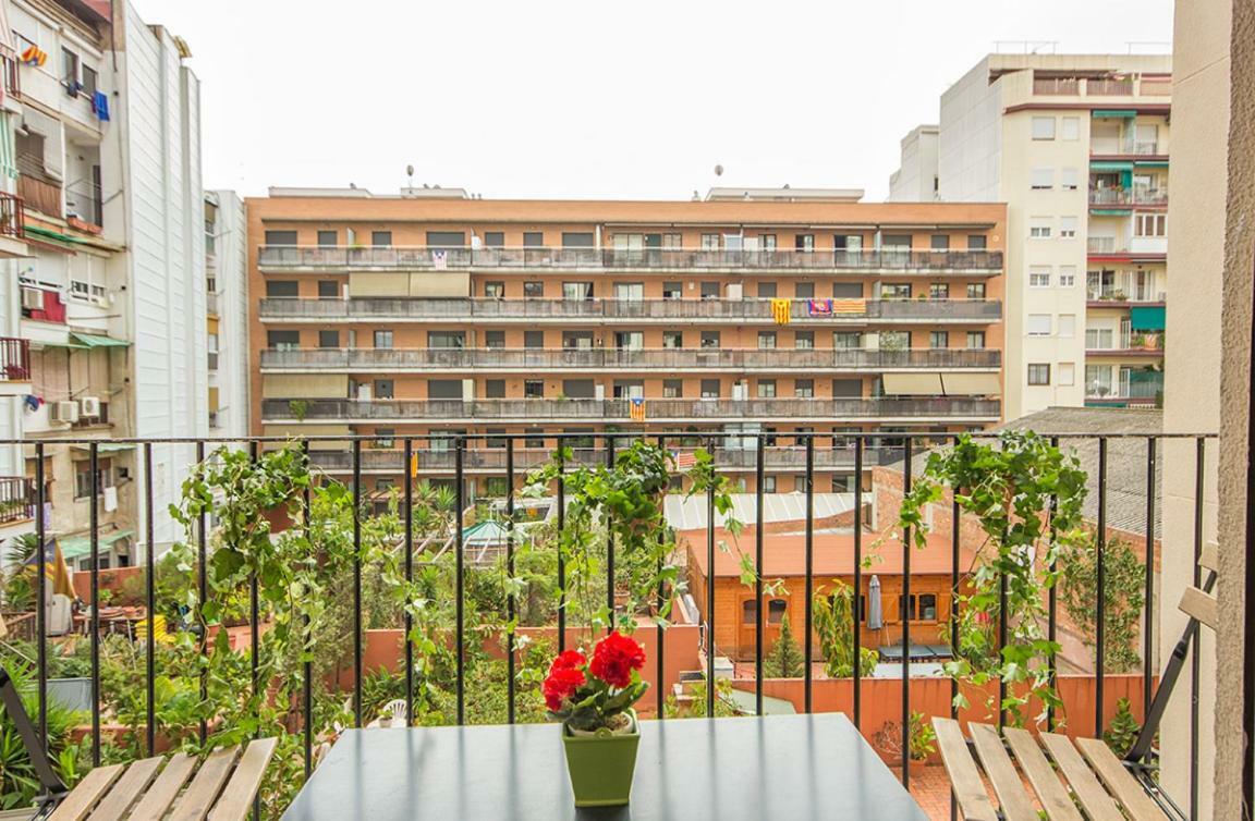 Your Home - Sagrada Familia Apartment Барселона Екстер'єр фото