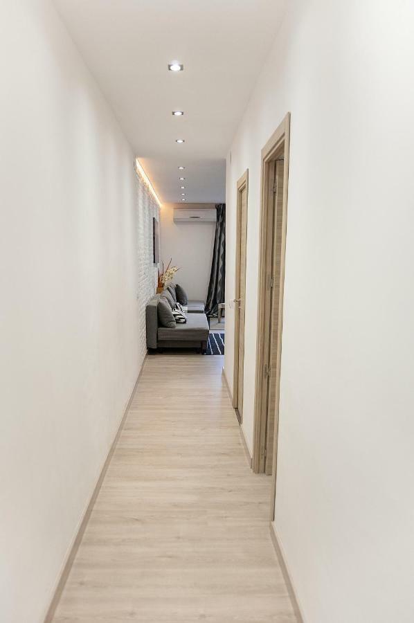 Your Home - Sagrada Familia Apartment Барселона Екстер'єр фото